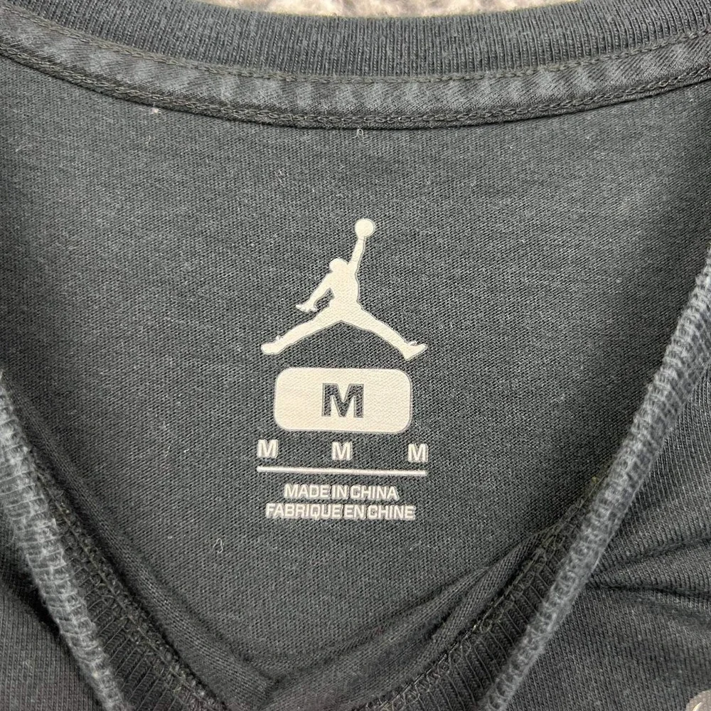Air Jordan Shirt Men Medium Now Serving All J's Jumpman Short‎ Sleeve Cotton M